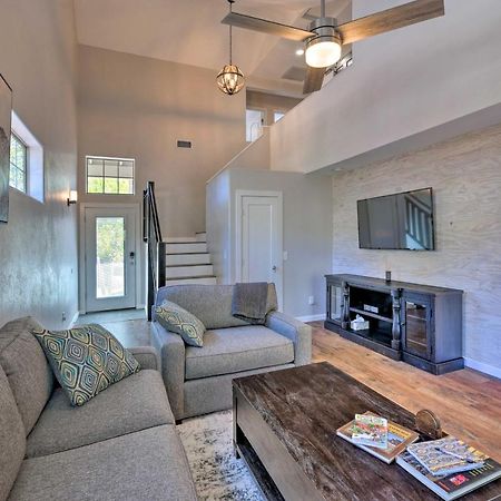 Modern Flagstaff Home With Bbq Walk Downtown! المظهر الخارجي الصورة