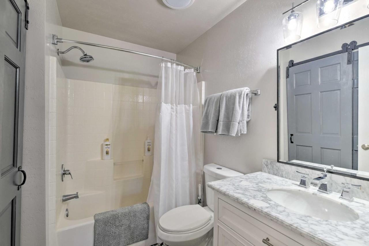 Modern Flagstaff Home With Bbq Walk Downtown! المظهر الخارجي الصورة